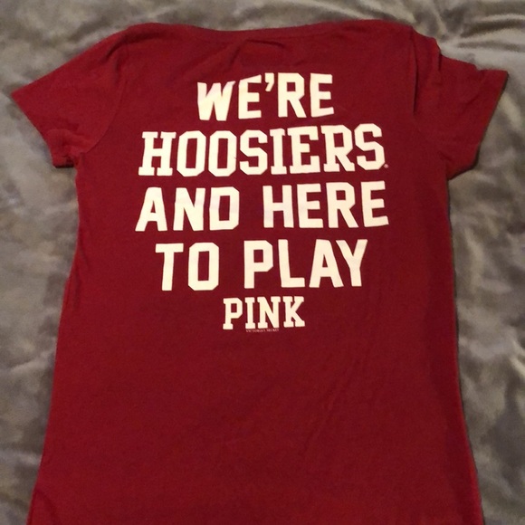 🌹 PINK VS college IU Hoosiers Small comfy tee - Picture 2 of 5